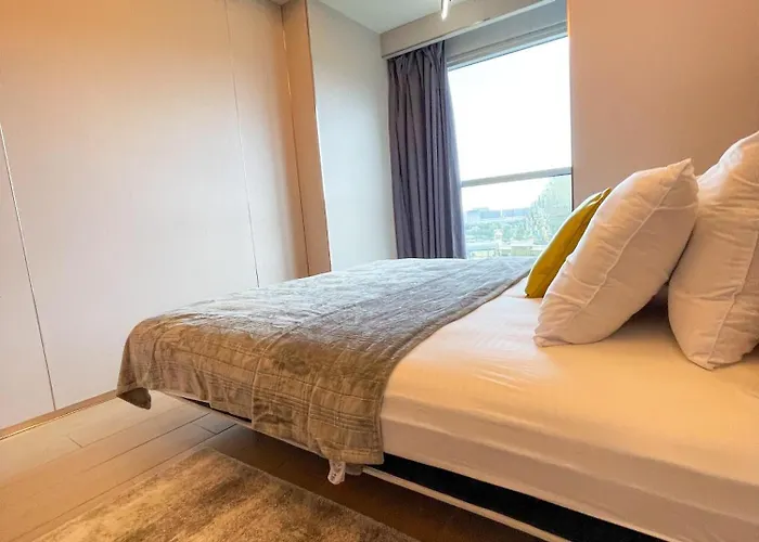Bayshore Residences - Okada
