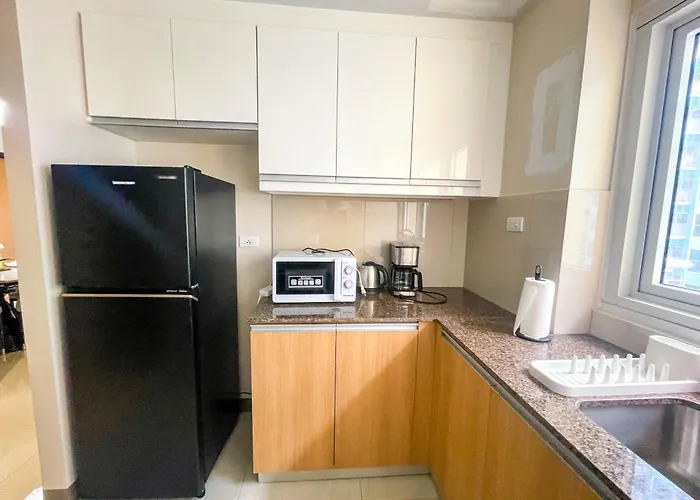 Bayshore Residences - Okada