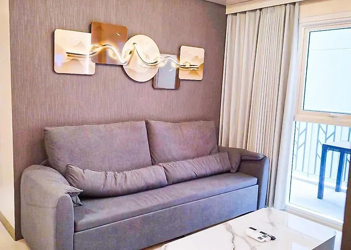 Bayshore Residences - Okada 3*