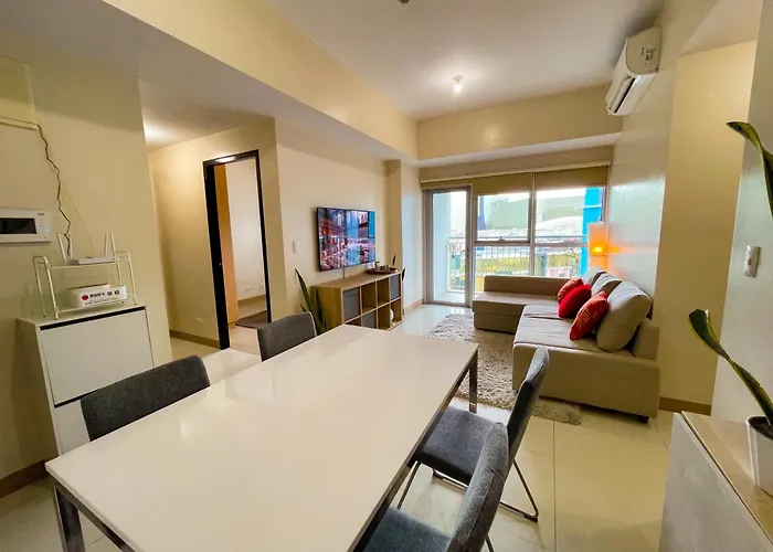 Bayshore Residences - Okada